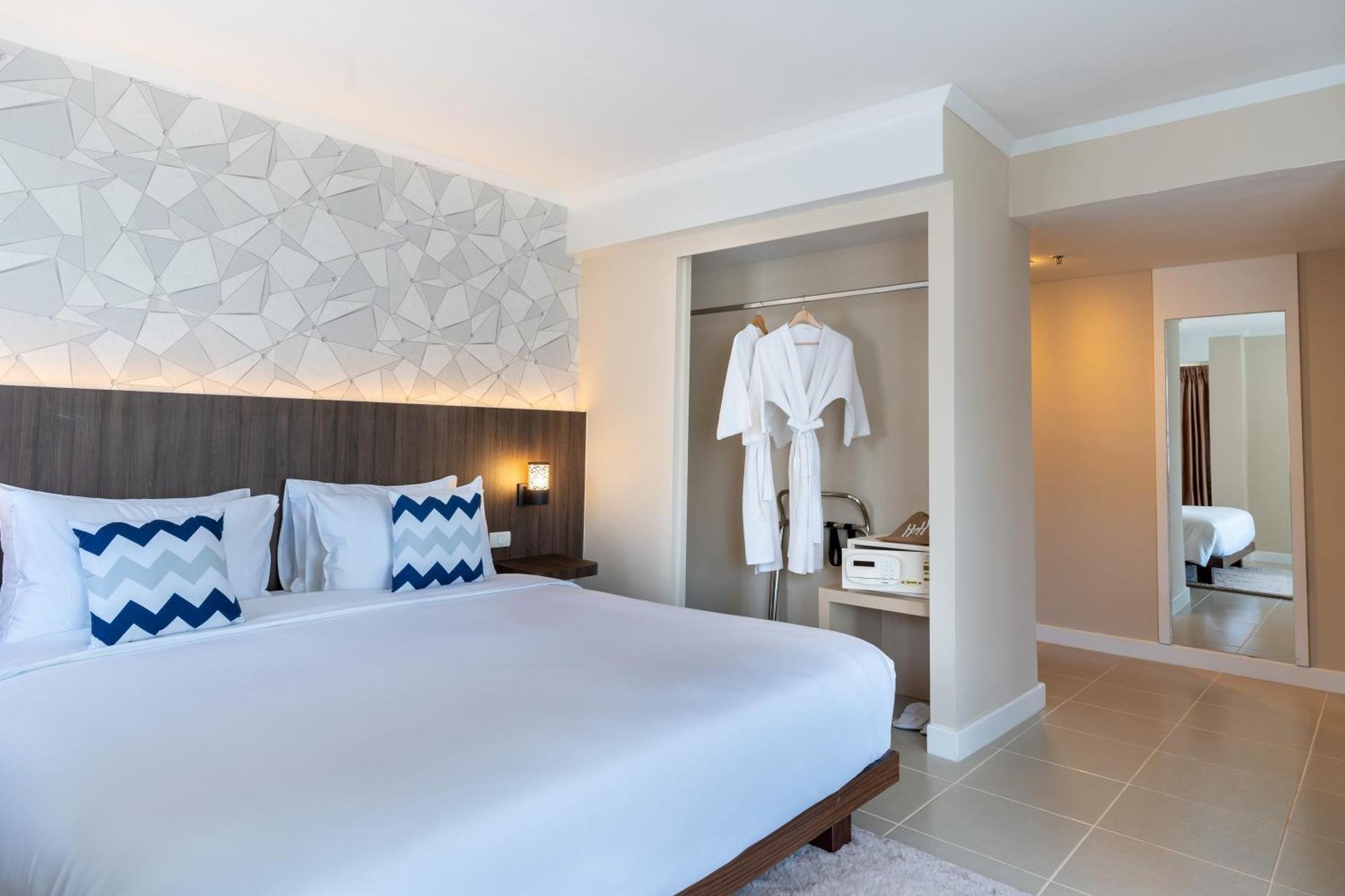 Heeton Concept By Compass Hospitality होटल 4*