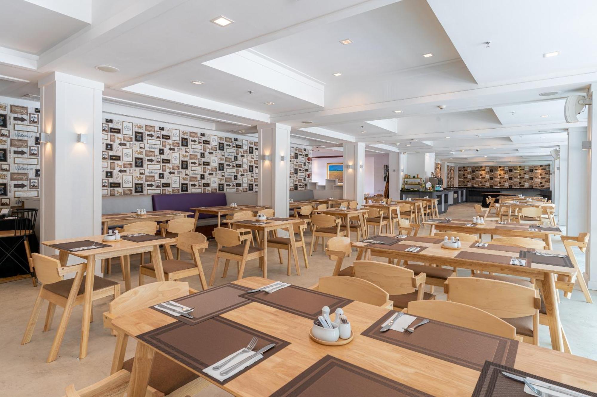 होटल Heeton Concept By Compass Hospitality Pattaya
